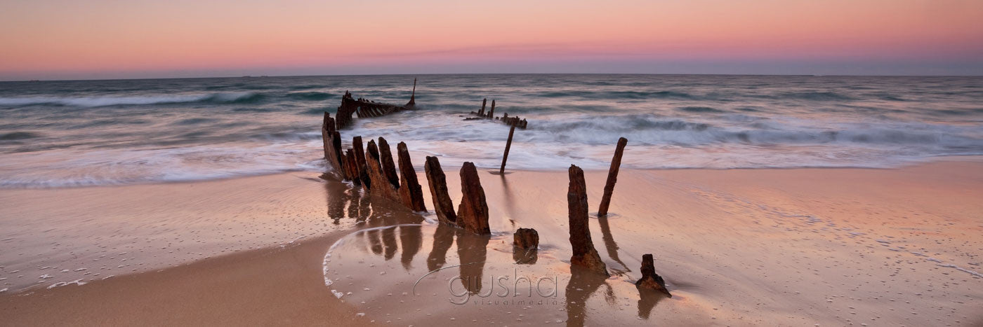 Photo of Dicky Beach CA1832 - Gusha