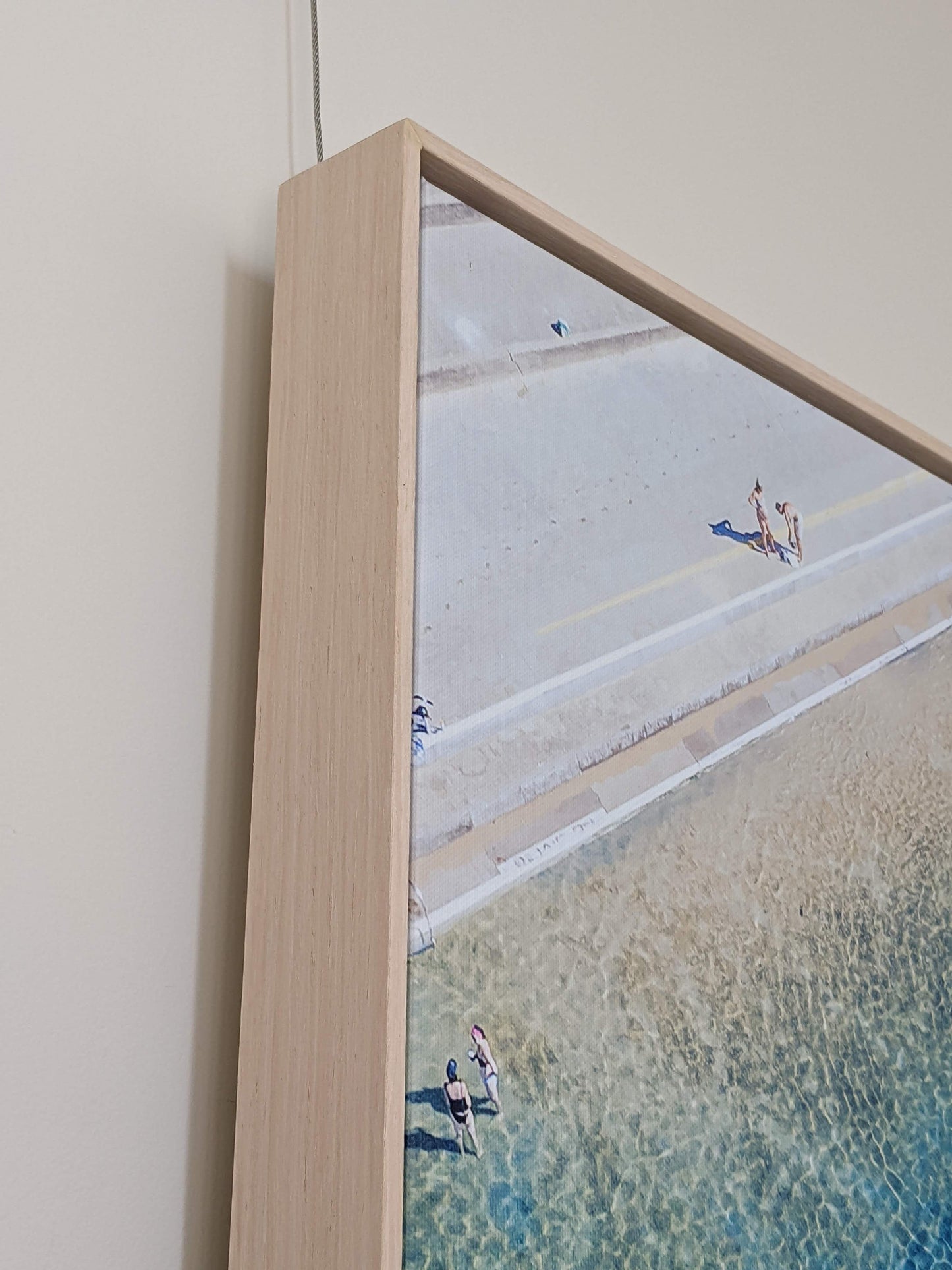 FLOAT FRAME Canvas Print 76x114cm Merewether Pool NE4024