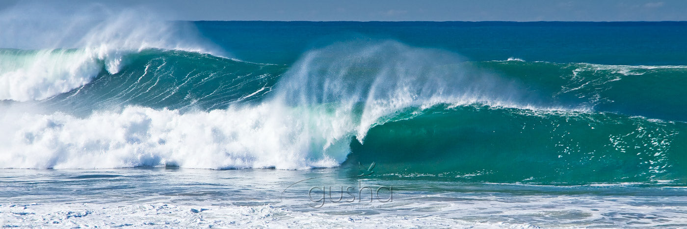 Photo of waves at South Narrabeen Beach