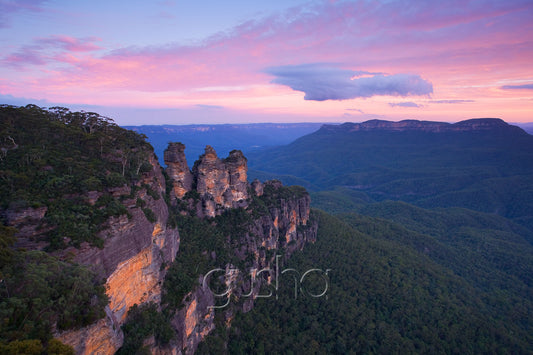 The Three Sisters BM0296