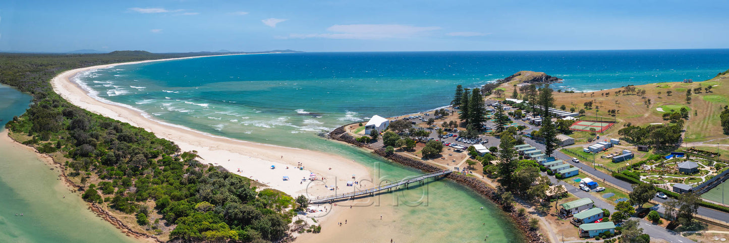 Panoramic photo of Crescent Head