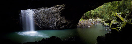 Panoramic photo of The Natural Bridge cave formation