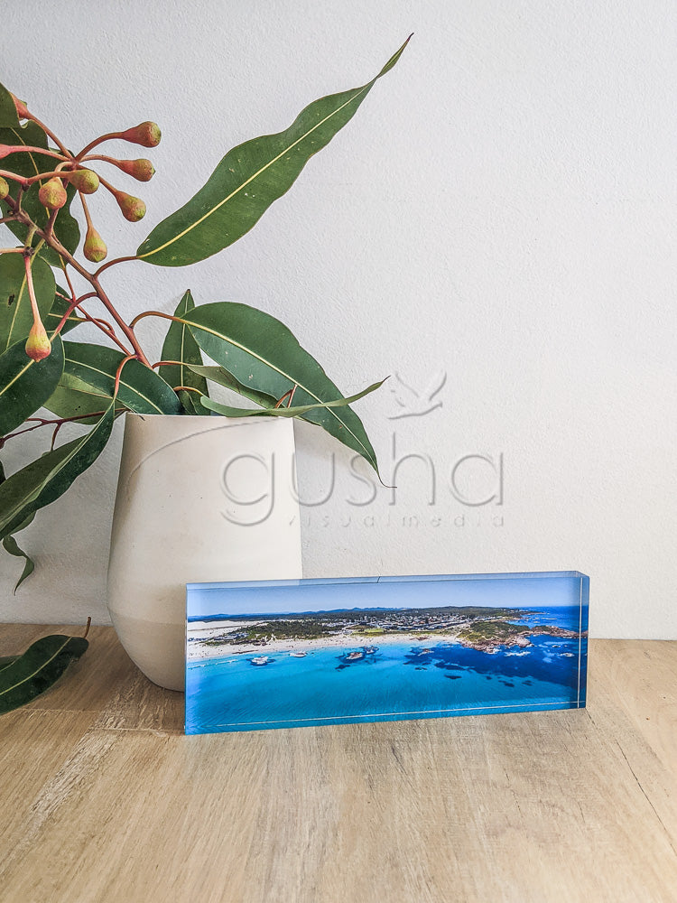 Acrylic desk block featuring Birubi Beach PS3545