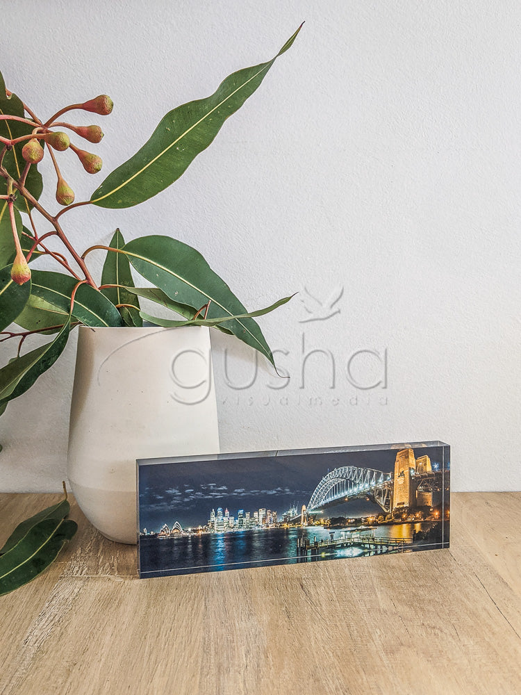 Acrylic desk block featuring Sydney Harbour SYD3300